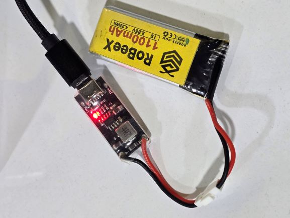 Red light: Battery is charging